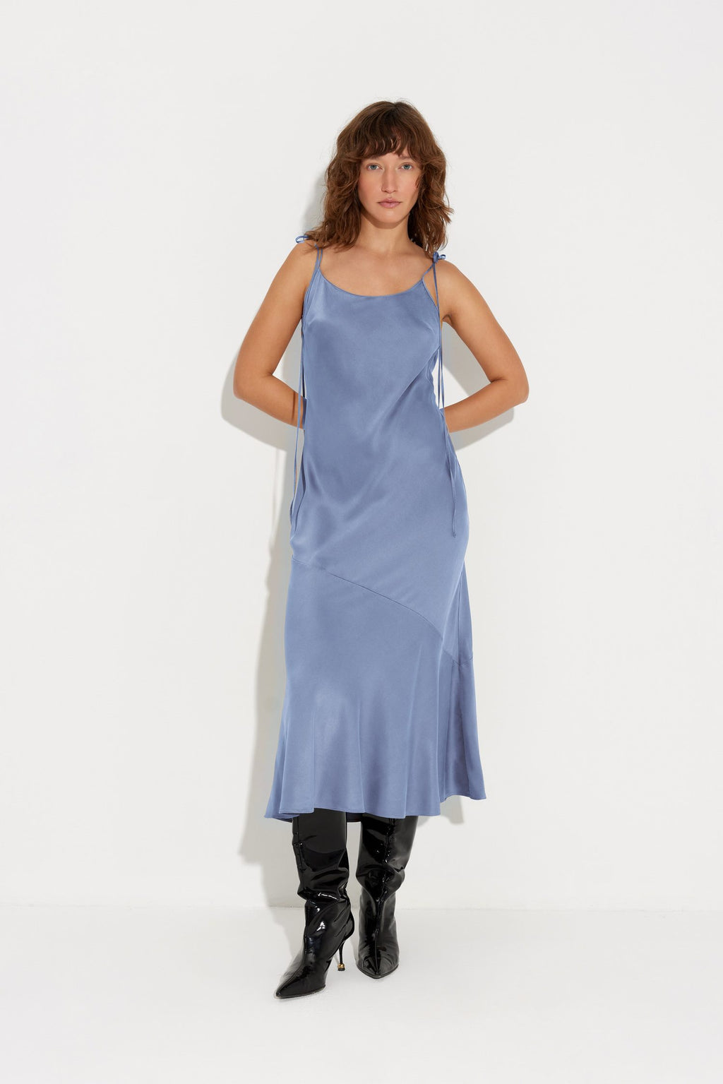 GIGI COLOR BLUE IRIS - RE.lov